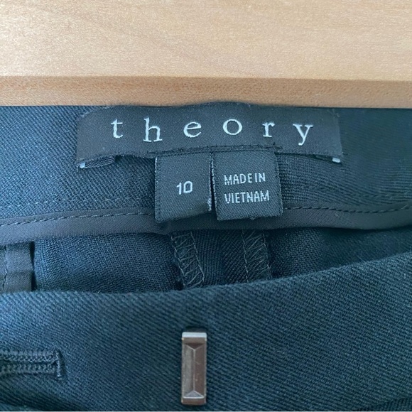 Theory Keil Optimal Seam Pants in Black - Picture 4 of 9